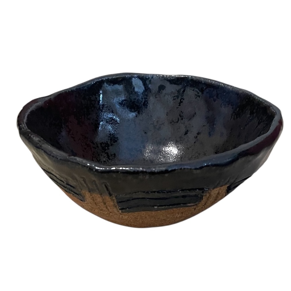 Handmade‎ Mid Century Studio Ceramic Pottery Black Pinch Bowl